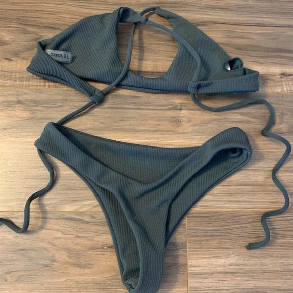 Zaful bikini - Picture 2 of 2